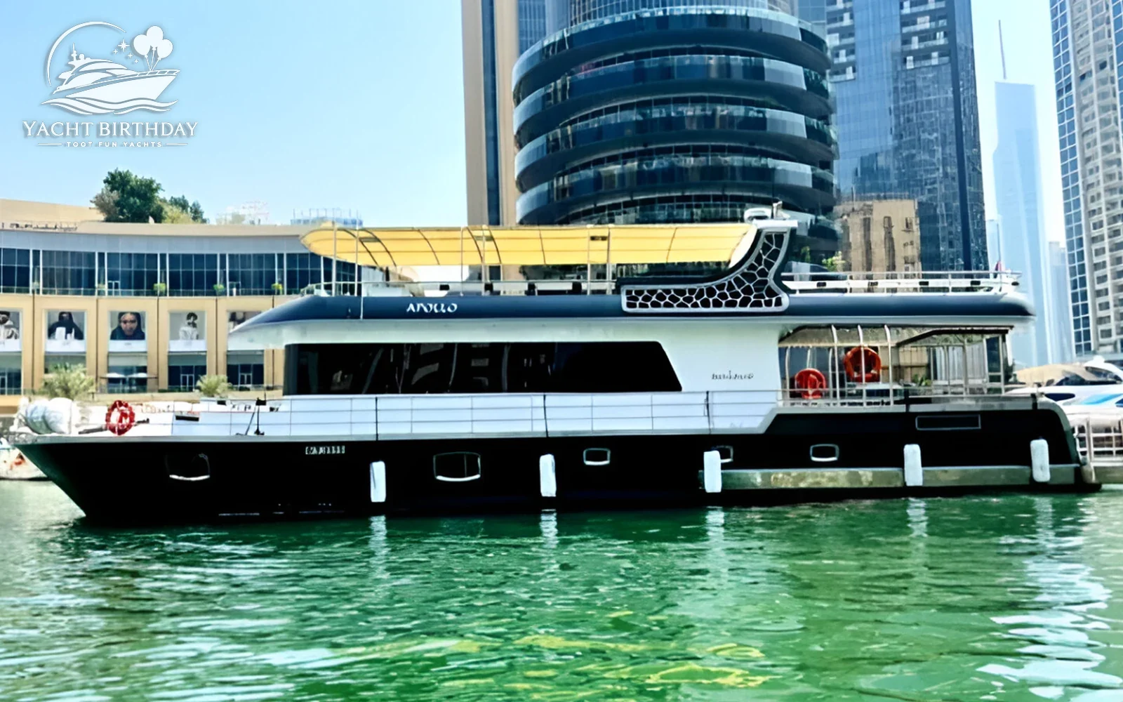 Italian 95 Ft Yacht Birthday Booking Dubai — 2